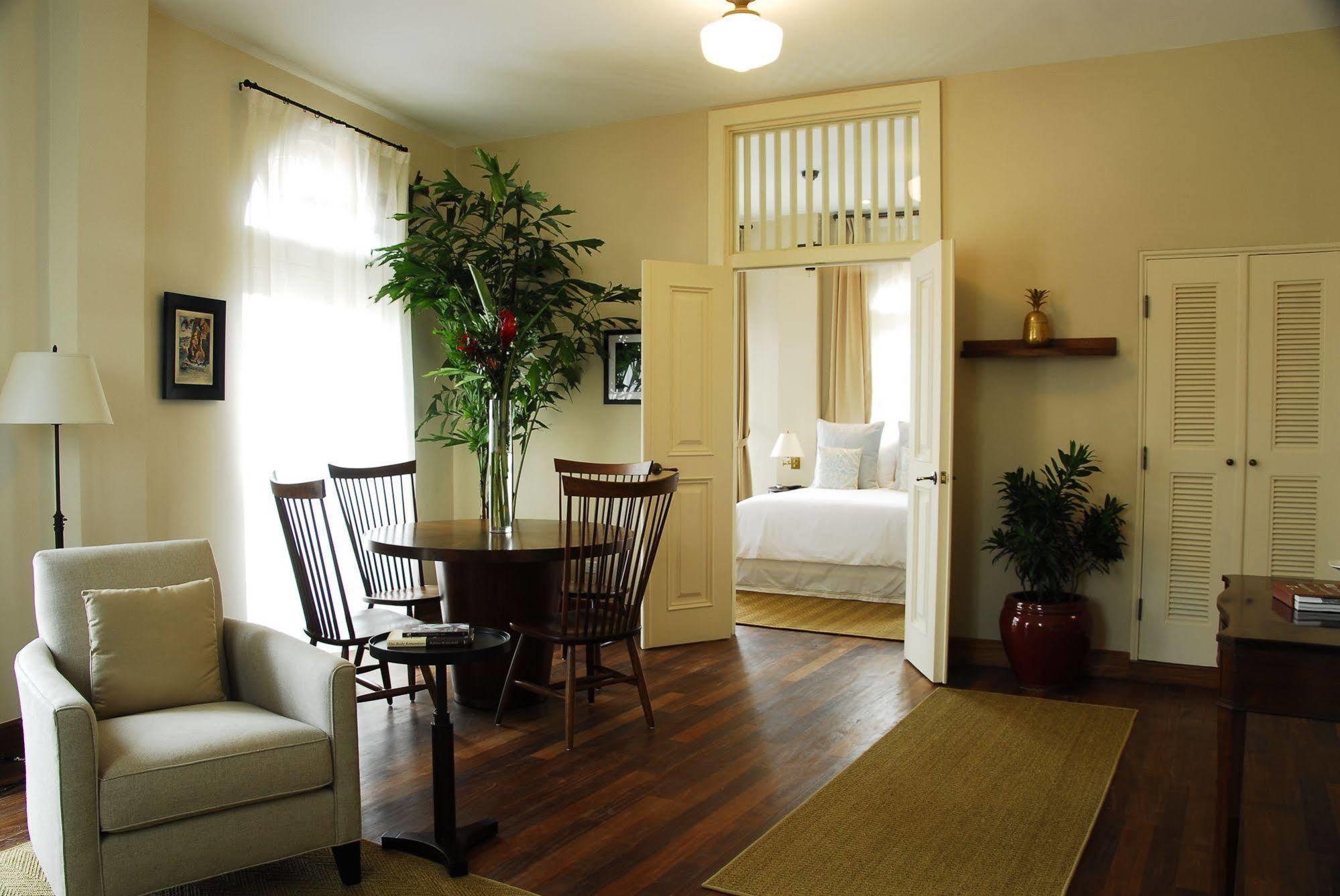 Las Clementinas Panama City Room photo